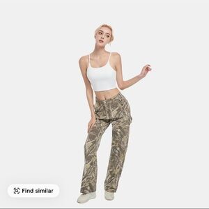 Branch Camouflage Print Low Rise Cargo Pant - Green & Brown